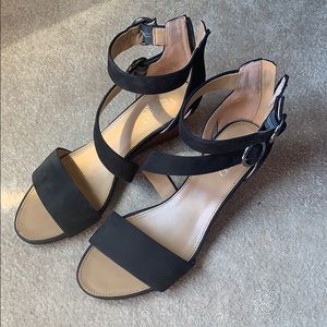 Franco Sarto wedges